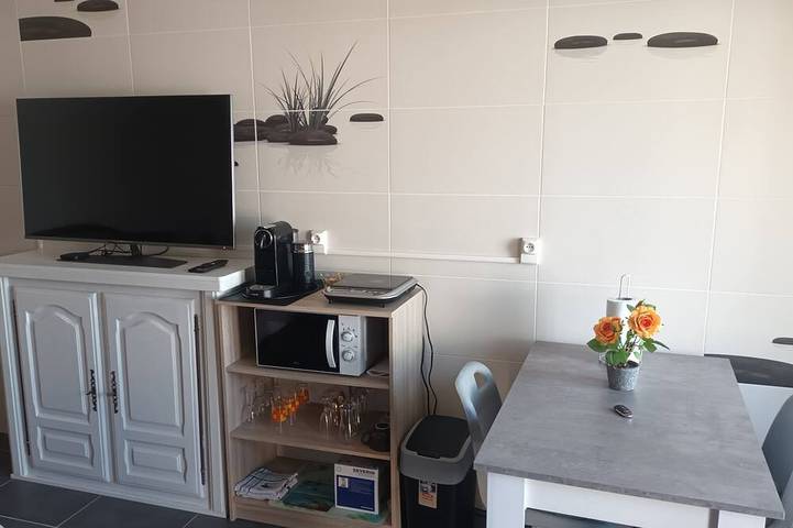 Chambre d’hôte pour 2 personnes, avec Jacuzzi et Jardin à Bourg-de-Péage