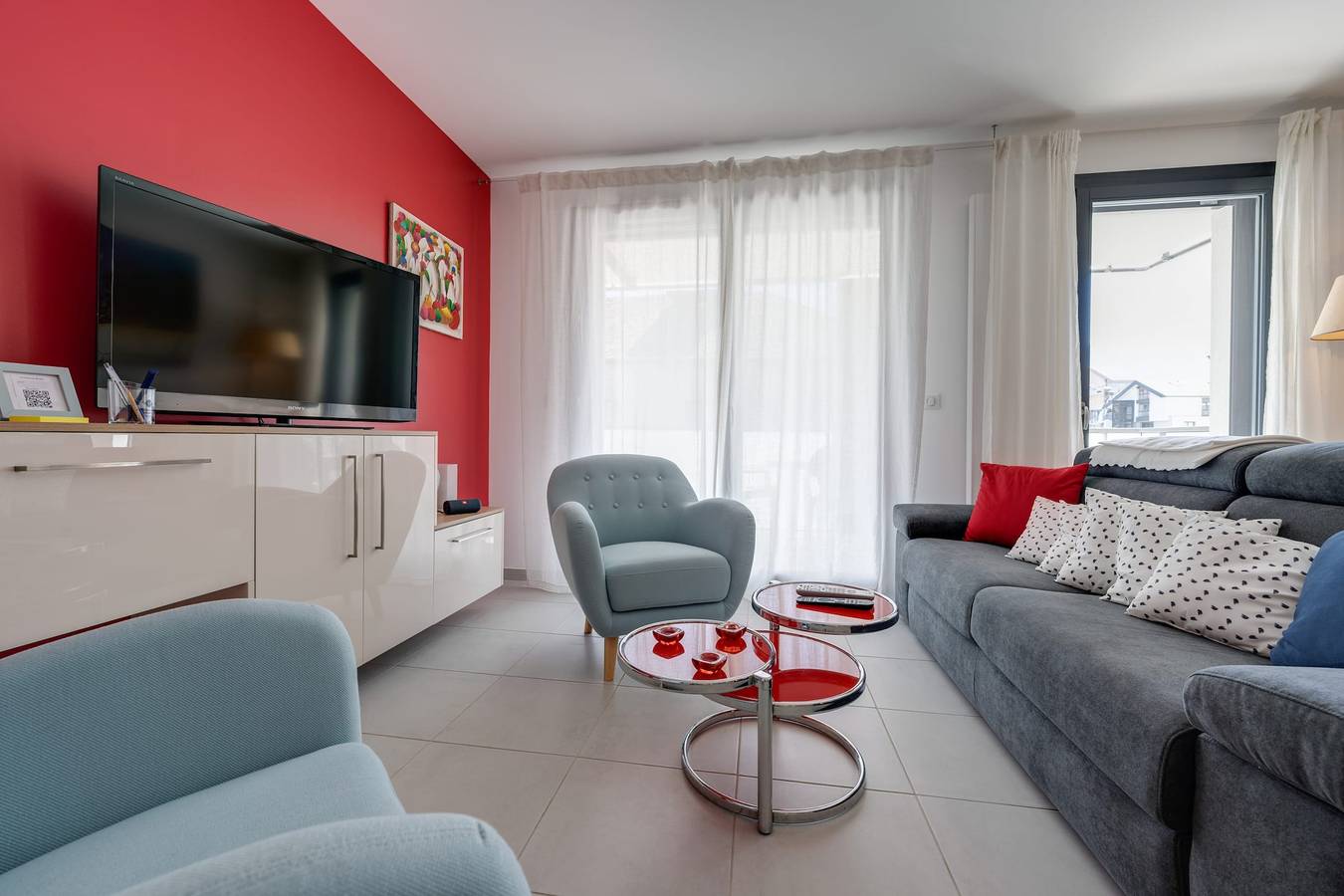 Entire holiday apartment, Emergence - Apartment 1 bedroom 2-4 pers. Garage and Terrace in Annecy, Annecy region