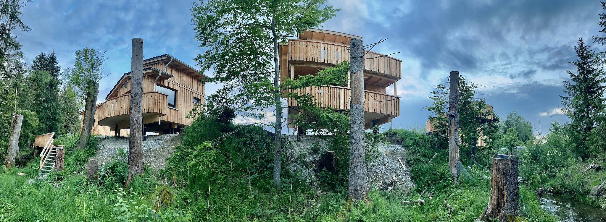 Wald ist Zukunft [Baumhaus Eule] in Bernbeuren, Romantische Straße