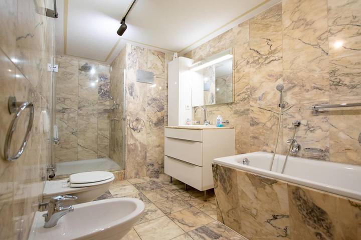 Ferienwohnung für 12 Personen, mit Ausblick und Balkon in Neuss - 4