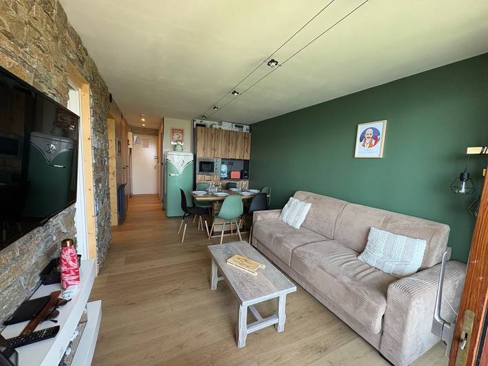 Ganze Wohnung, Flocons 48 Le Corbier – Komfortables neues Apartment direkt an der Skipiste in Le Corbier, Villarembert