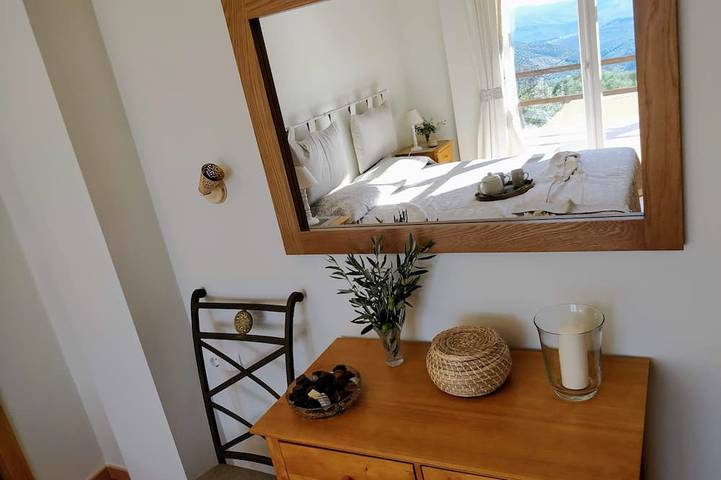 Appartement entier, Appartement avec grande terrasse et vue fantastique in Iznájar, Sierras Subbéticas