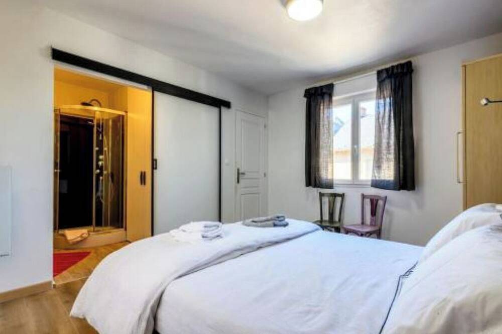 Appartement entier, Appartement Aux Pieds De L'Aubrac in Laissac, Aveyron