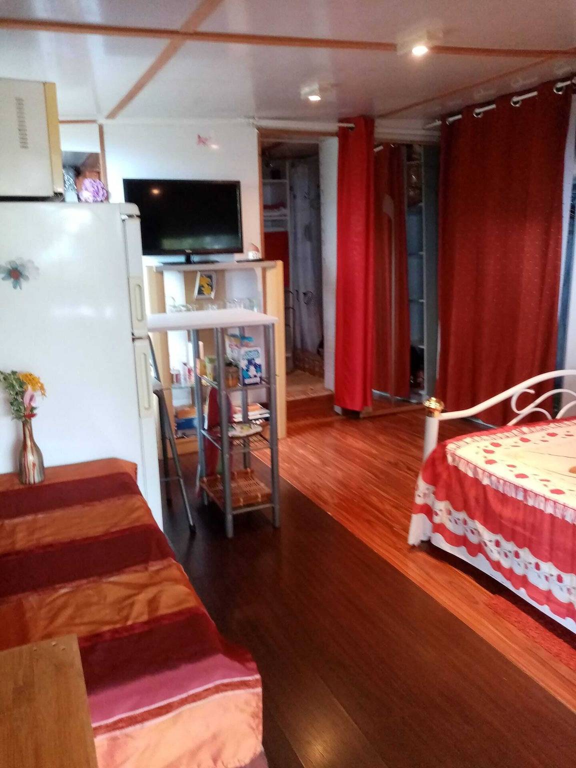 Chalet accueillant à Les Makes avec terrasse & parking inclus in Les Makes, Saint-Louis (Réunion)