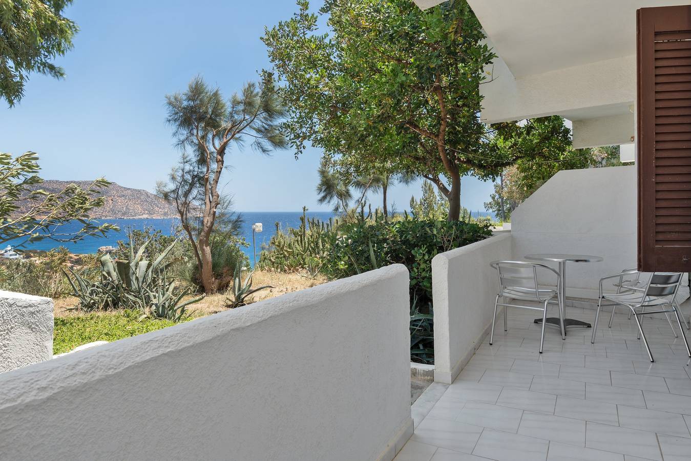 Camera Familiare con Camere Separate, Vista Mare e Piscina in Comune in Scarpanto