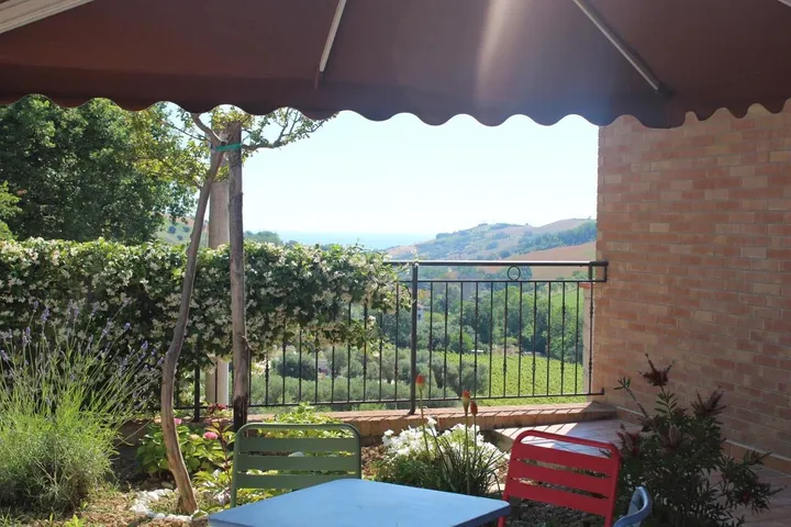 Appartamento vacanze per 8 persone, con panorama e giardino, con animali domestici - 1