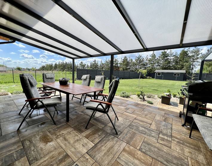 Ganze Wohnung, Ferienwohnung für 4 Personen mit Terrasse in Hirschberg am See, Region Liberec