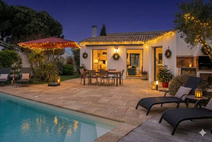 Villa pour 12 personnes, avec terrasse ainsi que piscine et jardin, adapté aux familles