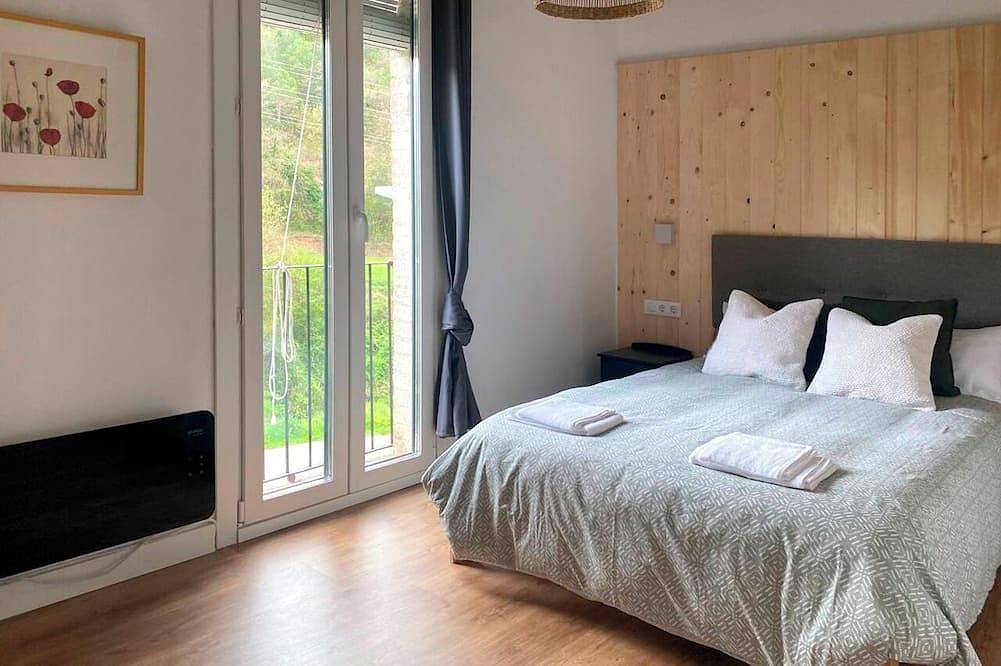 Apartamento entero, Apartamento rural en Cal Rosal, Berga · Aire acondicionado y naturaleza in Berga, Provincia de Barcelona