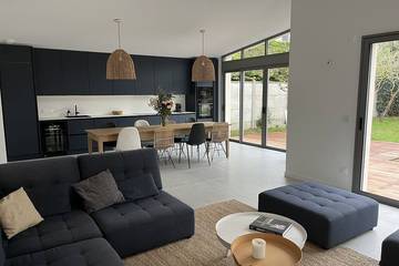 Location de vacances pour 12 personnes à Lion-sur-Mer