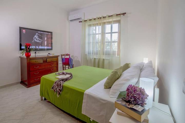 Villa La Natura x6 With Garden And Free Private Parking in Sorrento, Napoli e dintorni