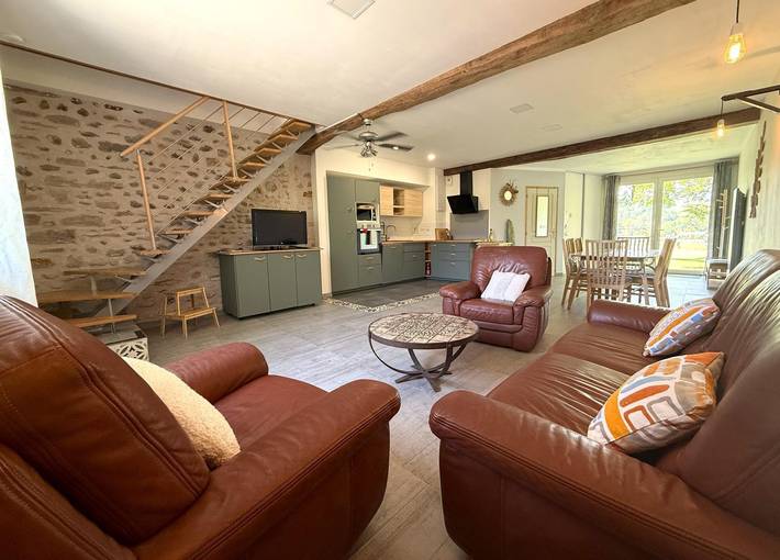 Casa de huéspedes para 6 personas, con Jacuzzi además de Terraza y Jardín en Pirineo Navarro - 3