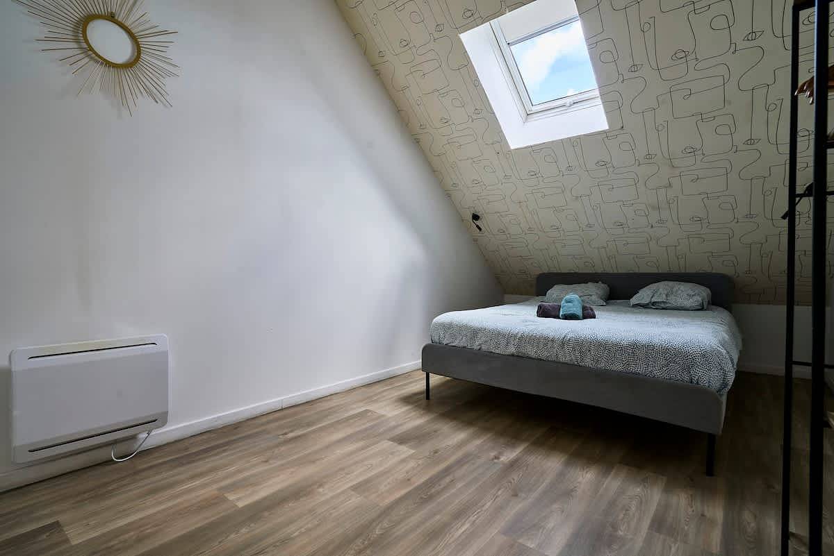 Ganze Wohnung, En déplacement 10, les combles wifi gratuit in Tourcoing, Lille und Umgebung