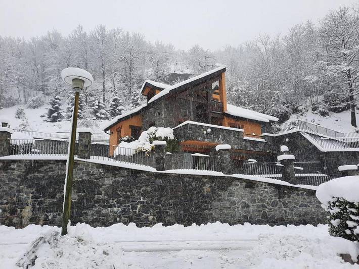 Chalet pour 12 personnes, avec jardin et vue à Ax-les-Thermes