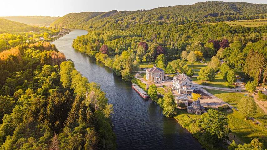 Hôtel pour 2 personnes, avec vue et jardin, animaux acceptés à Hastière