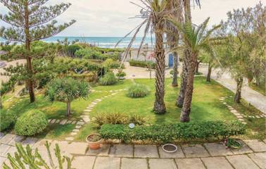 Beach House for 8 People in Pachino, Syracuse Province, Photo 4