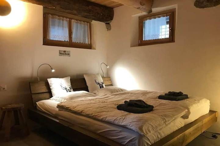 Ganze Wohnung, Cad Ciävra in Vicosoprano, Bregaglia