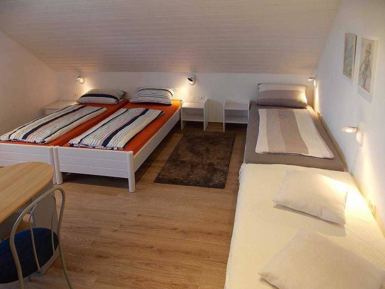 Ganze Ferienwohnung, Gästehaus Alba - Tickets Ep+Rulantica garantiert über uns! - Appartement Quartett in Europa-Park, Rust