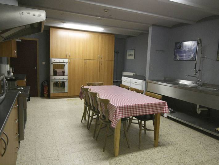 Gîte pour 53 personnes, avec terrasse et sauna, adapté aux familles dans Région de Liège - 4