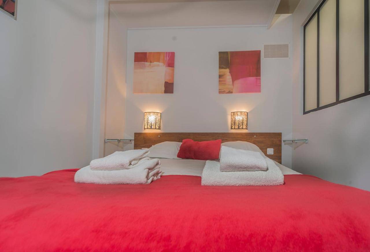 Appartement entier, Standard Apartment in Paris, Île de France