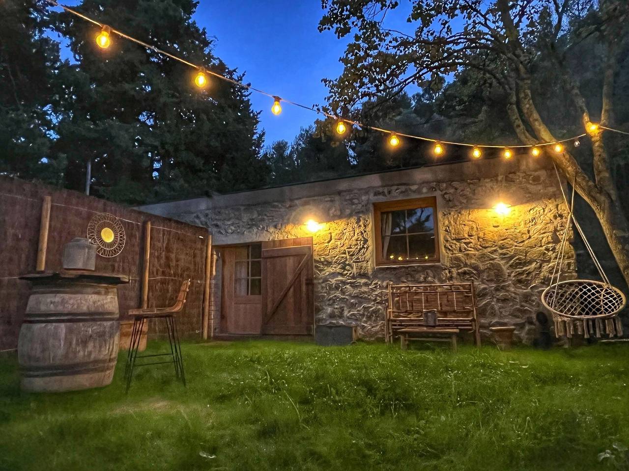 Maison de vacances 'Samadhi' avec vue sur les montagnes, Wi-Fi et climatisation in Toulon, Côte méditerranéenne (France)