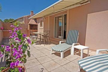 Gîte pour 5 personnes, avec terrasse à Pierrerue