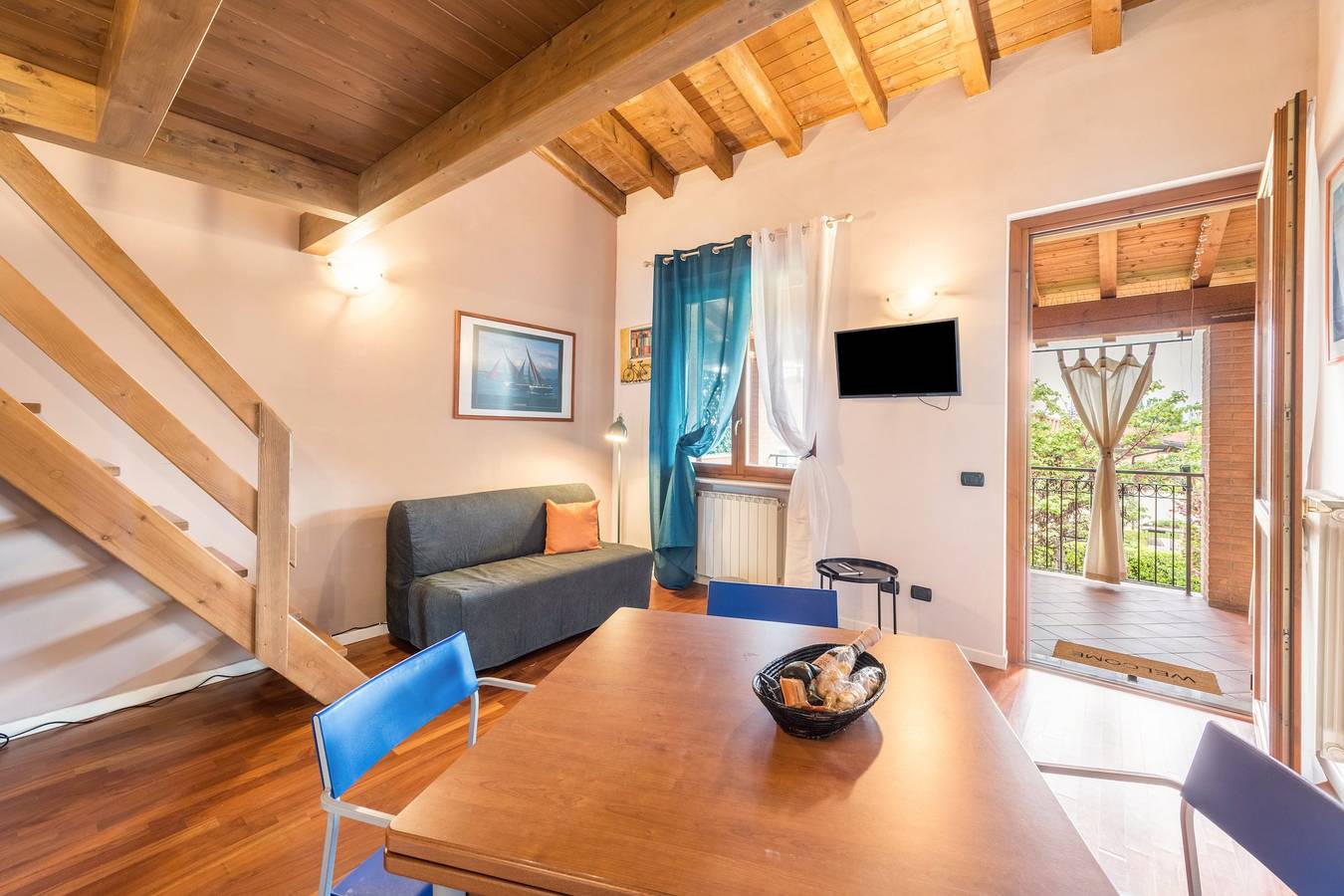 Ganze Wohnung, Ferienwohnung 'Residenz La Piopa' mit Bergblick, Wlan und Klimaanlage in Polpenazze del Garda, Gardasee-Berge