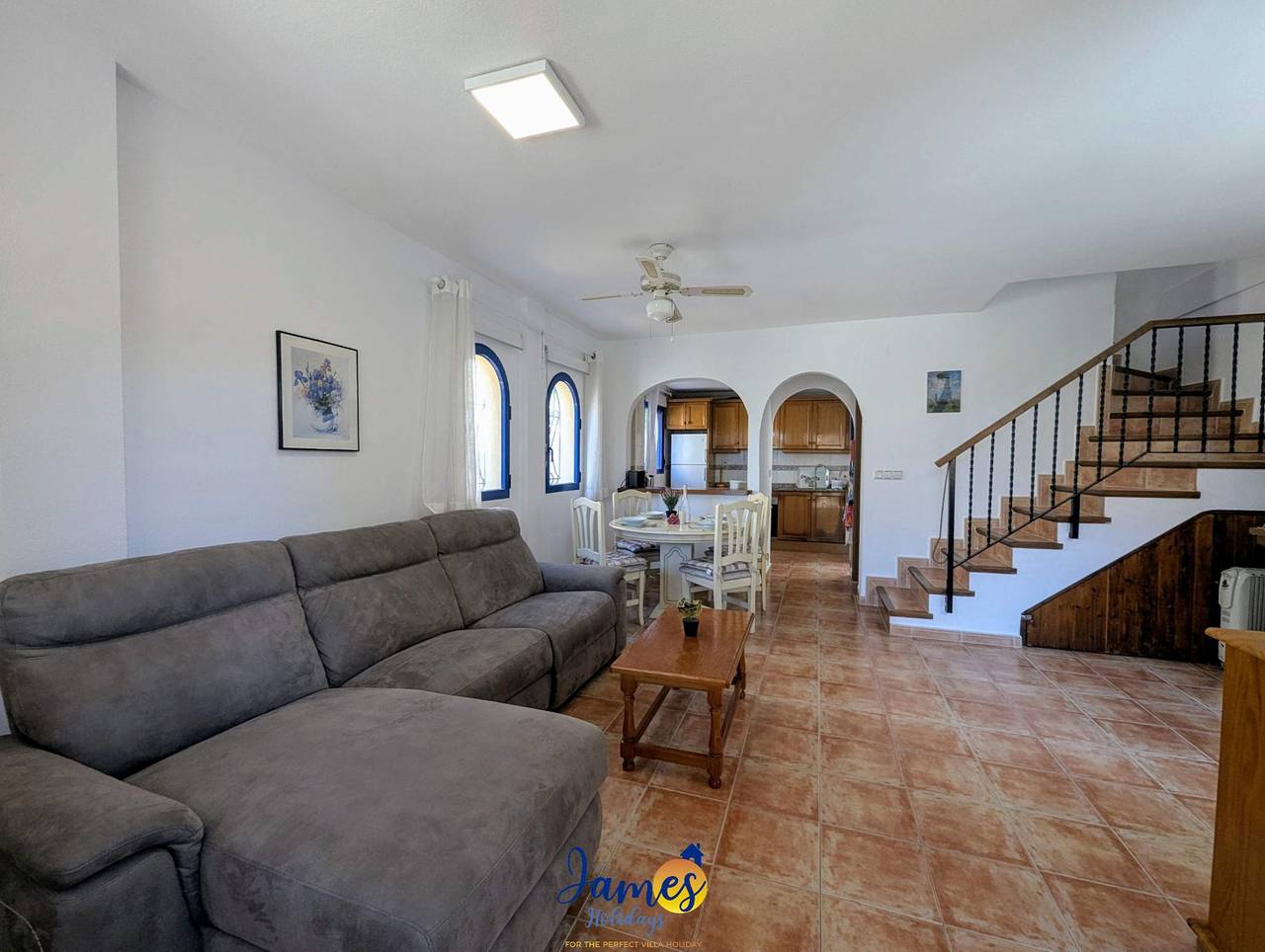 Rustic 2 Bedroom townhouse in La Zenia Lz14 in La Zenia, Orihuela