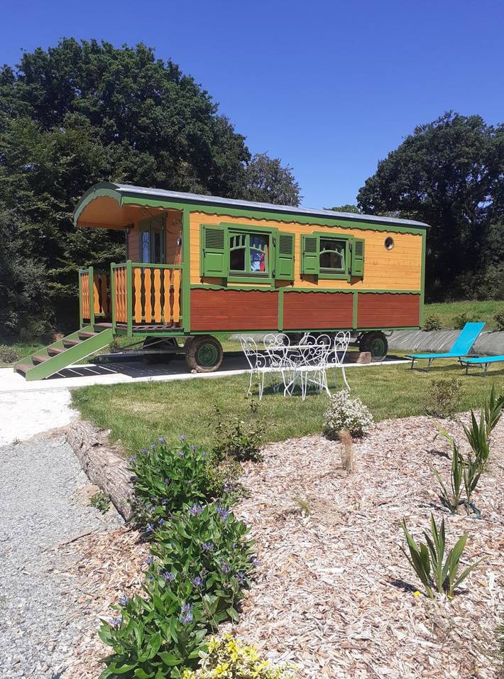 Gîte pour 4 personnes, avec balcon à Saint Adrien