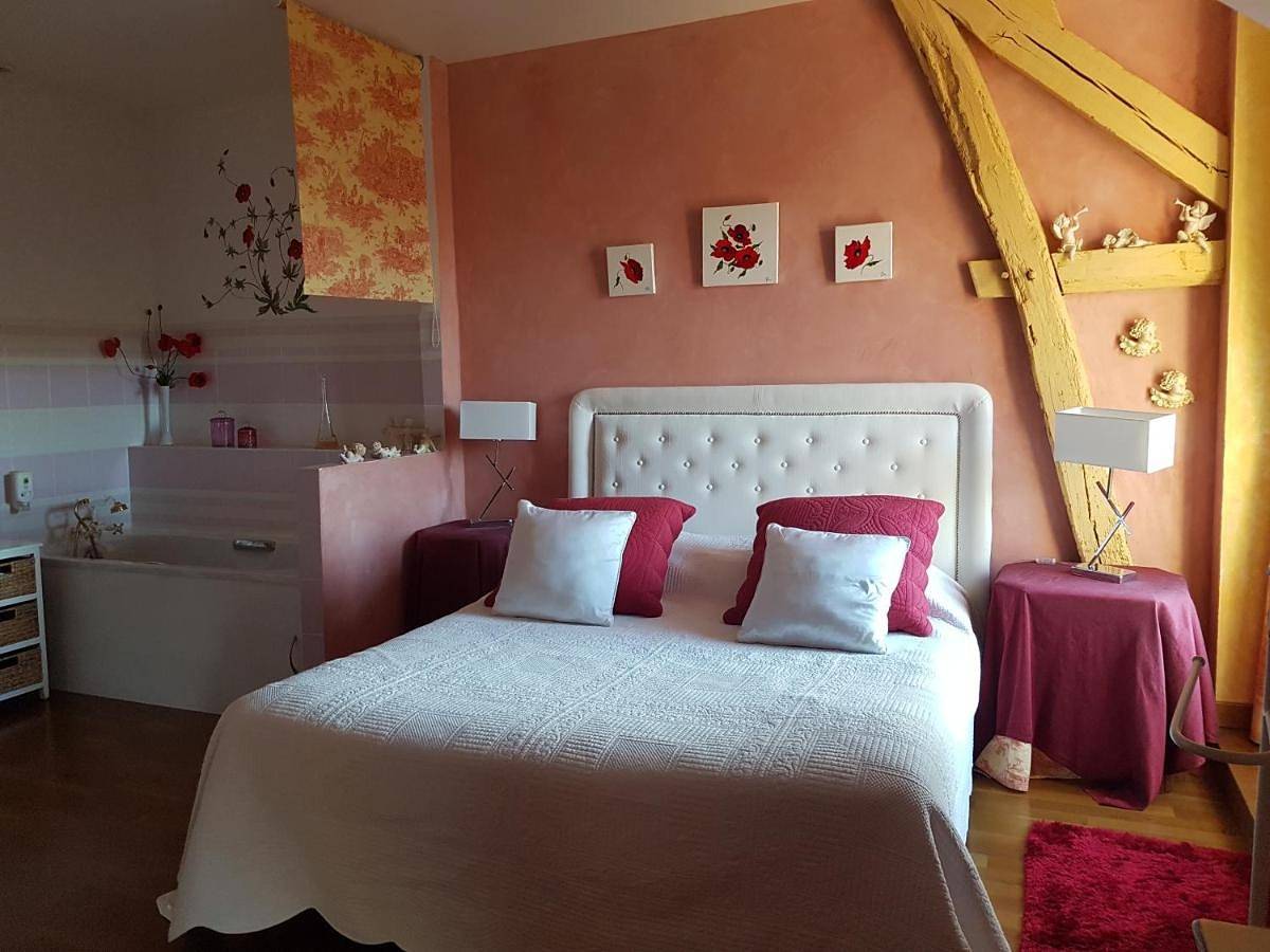 Double Room in Ennordres, Région de Vierzon