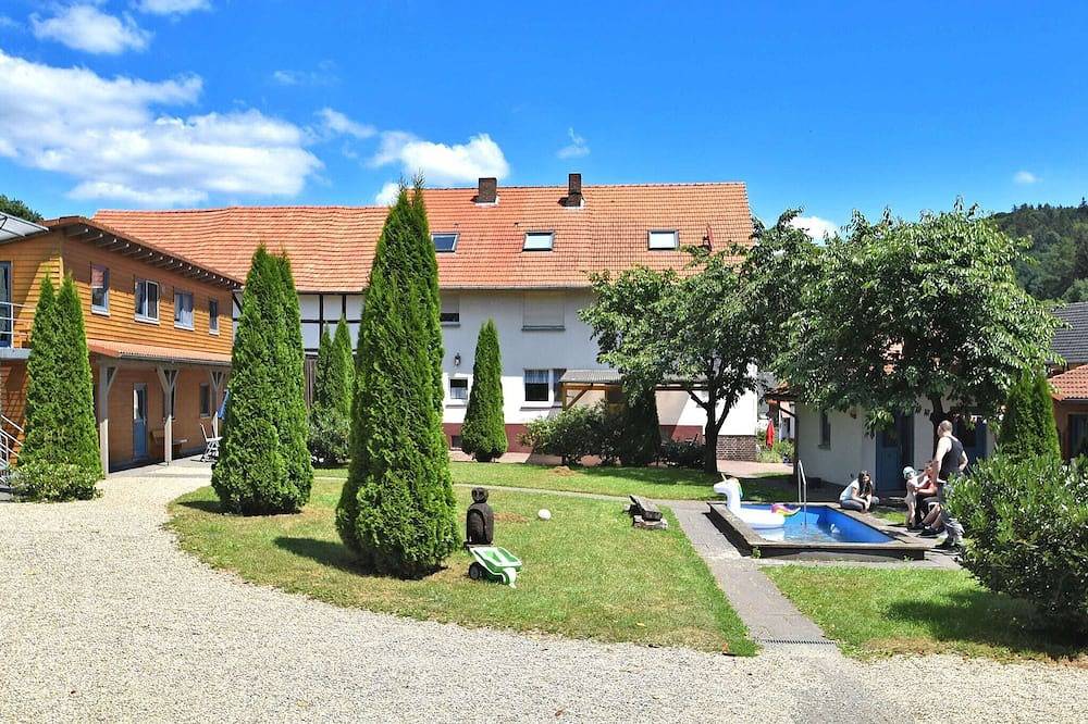 Ganze Wohnung, Gemütliche tierfreundliche Wohnung in Huddingen in Bad Wildungen, Waldecker Land