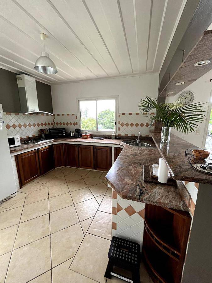 Maison d’hôte pour 9 personnes, avec piscine ainsi que jardin et jacuzzi sur l' Île de la Réunion - 4