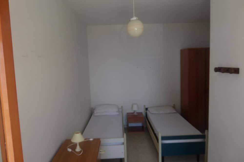 Apartamento entero, Apartamento en villa en el mar (primer piso) in Marina Serra, Tricase