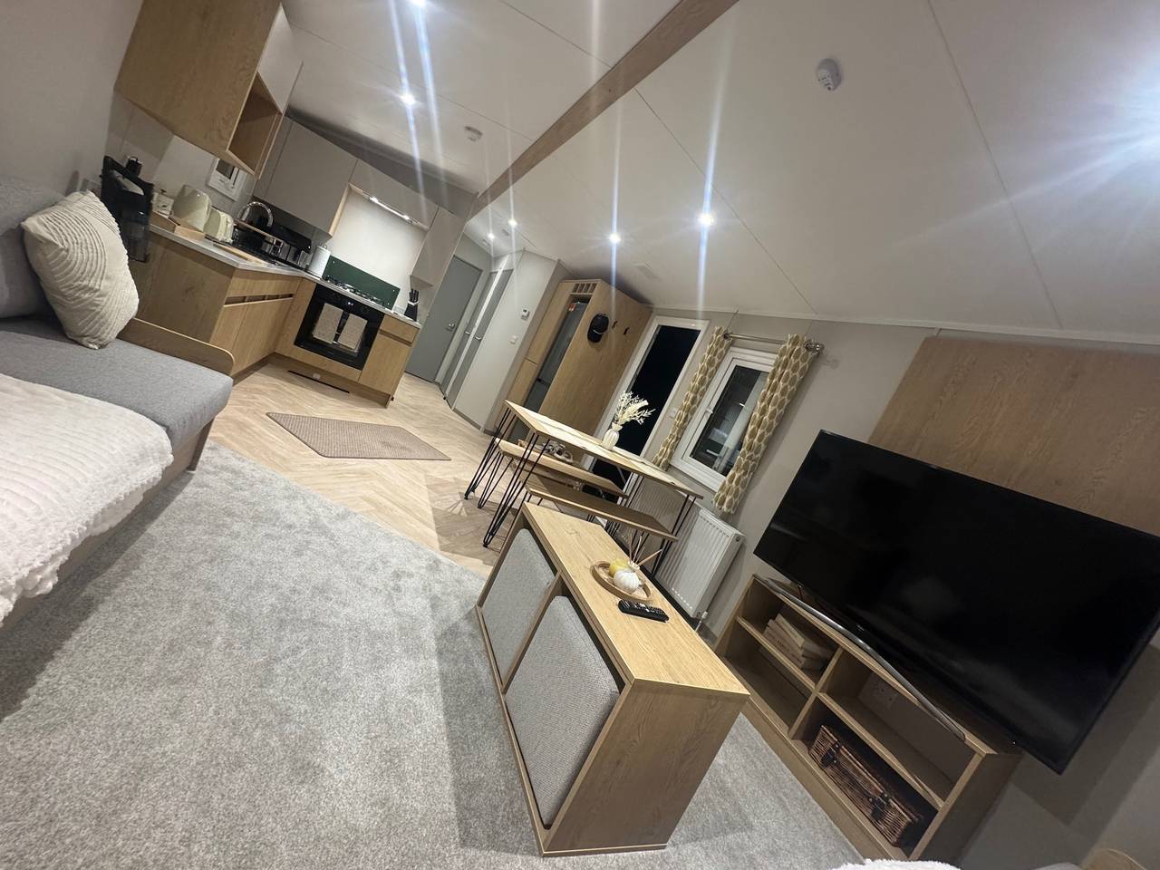Sleeps6-Beachcaravan-Freeparking-Porthcawl in Porthcawl, Bridgend region