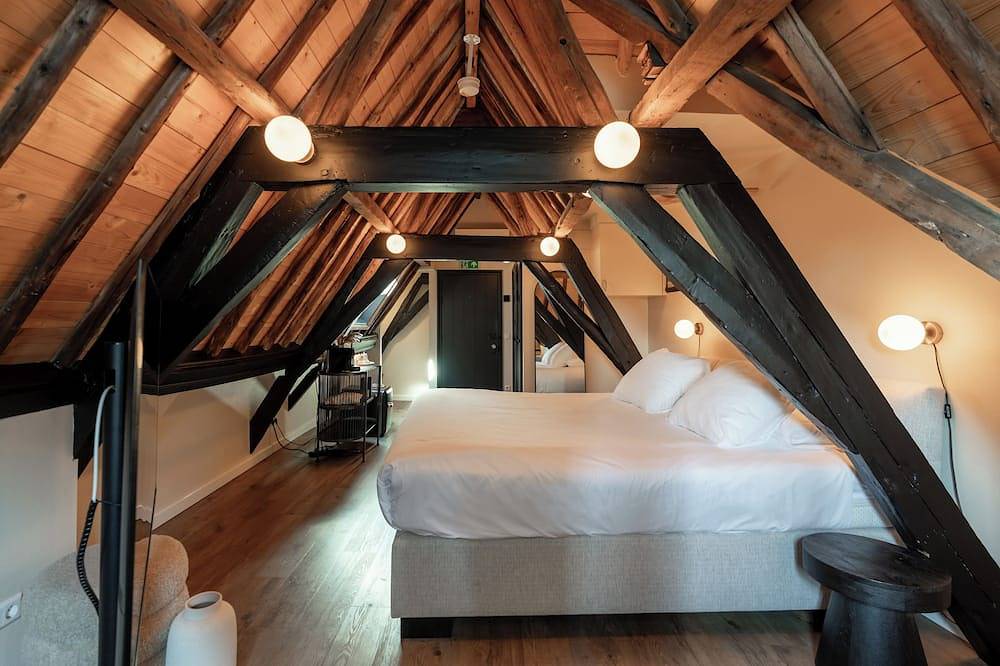 This hotel is a 1 bedroom(s), 1 bathrooms, located in Delft, Zuid-Holland. in Delft, Stadsgewest Haaglanden