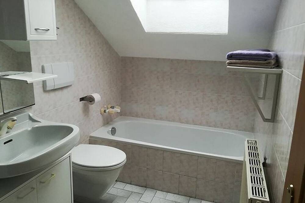 Ganze Wohnung, Ferienwohnung Nordseite - Landhaus Ramsauer in Traunviertel