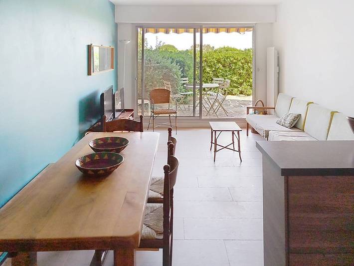 Gîte pour 6 personnes, avec piscine et terrasse dans Plage La Favière - 3