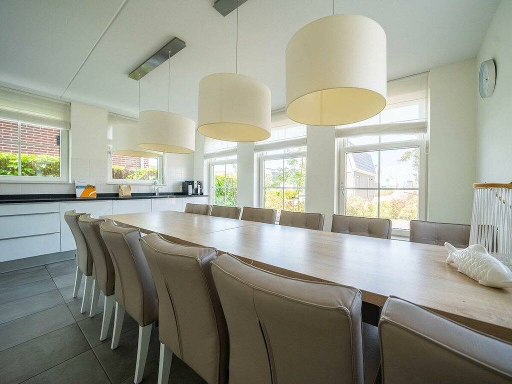 Ferienhaus für 12 Personen mit Terrasse in Markermeer