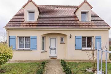 Location de vacances pour 8 personnes, avec jardin dans Villenauxe-la-Grande