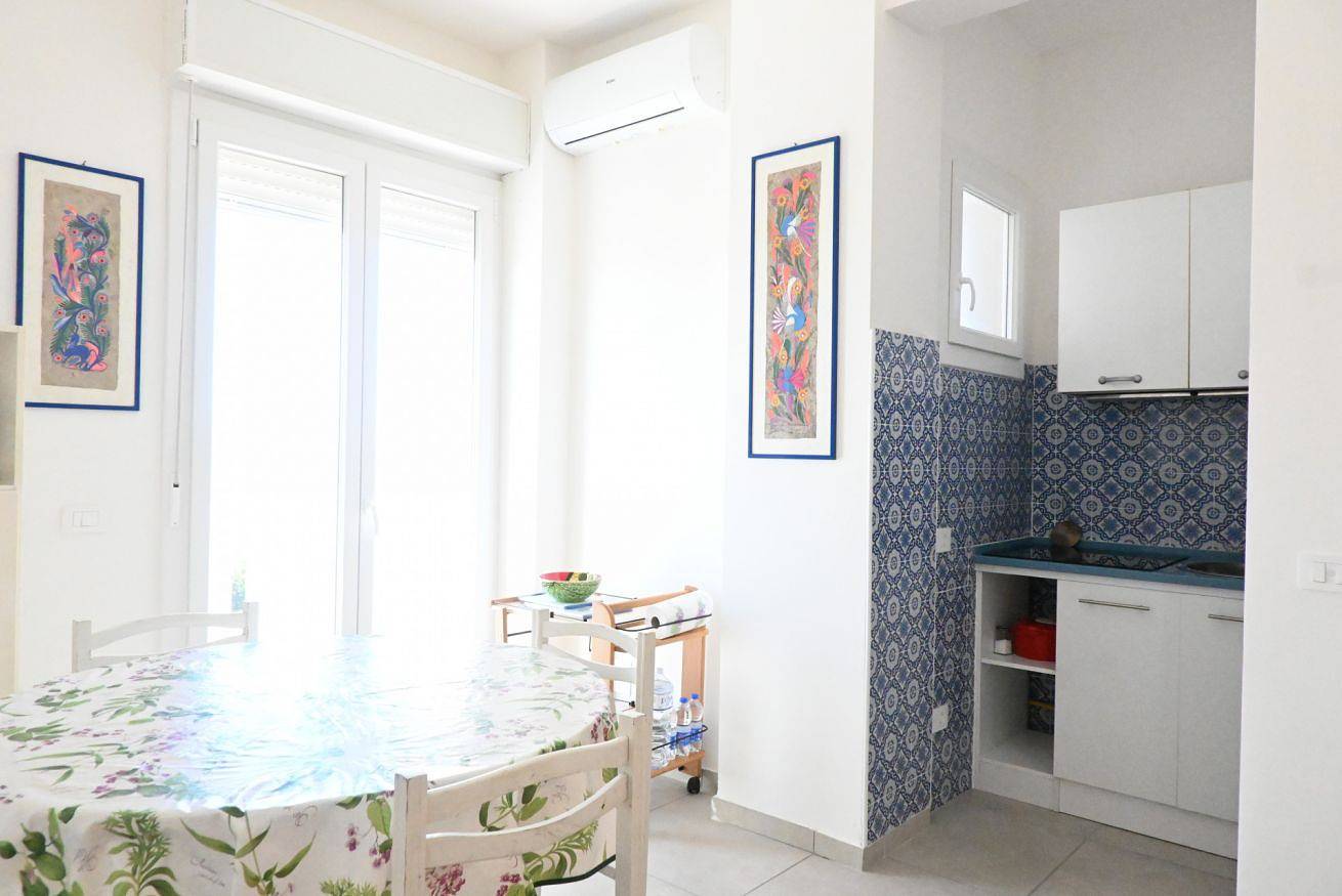 Entire apartment, M449 – Marcelli, three-room apartment with parking space and shared beach in Riviera del Conero