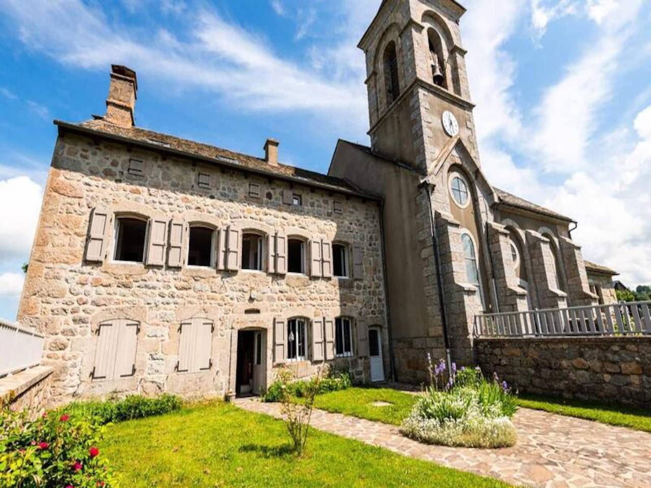 Ganze Wohnung, Ferienwohnung in Lozère mit Garten und Grill in Grandvals, Mende und Umgebung