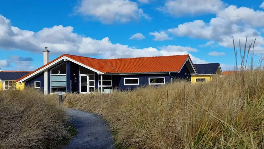 Ferienhaus für 11 Personen, mit Whirlpool und Sauna sowie Terrasse, mit Haustier