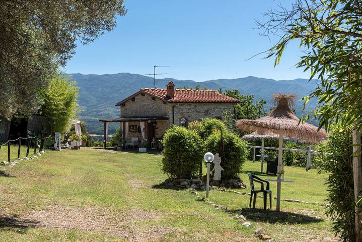 Casa vacanze 'Villa Silvia' con piscina privata, Wi-Fi e aria condizionata in Rignano sull'Arno, Valdarno