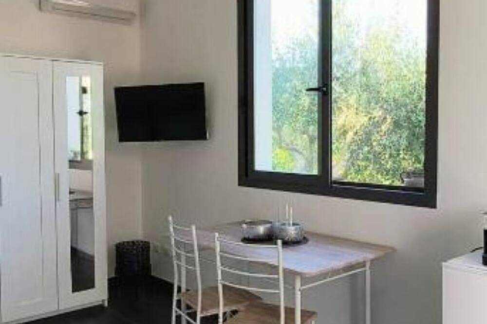 Entire apartment, The court of the olive trees in Portopalo di Capo Passero, Syracuse Province
