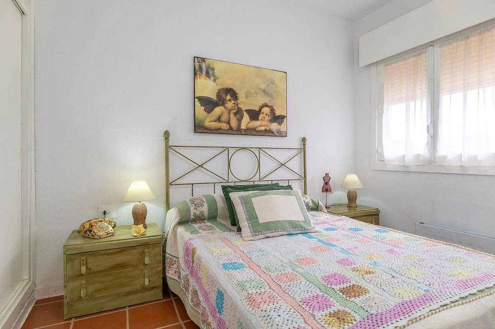 Cozy home in Torre de Benagalbón with Wifi in Playa Torre de Benagalbón, Rincón de la Victoria