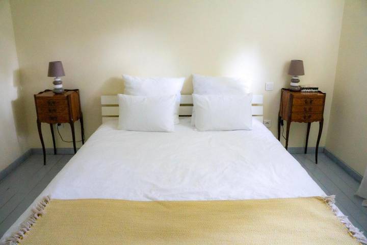 Maison d’hôte pour 4 personnes, avec vue ainsi que jardin et piscine à Valréas - 4