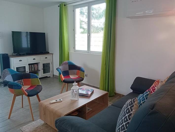 Gîte pour 4 personnes, avec terrasse et jardin à Saint-Michel-Escalus - 2