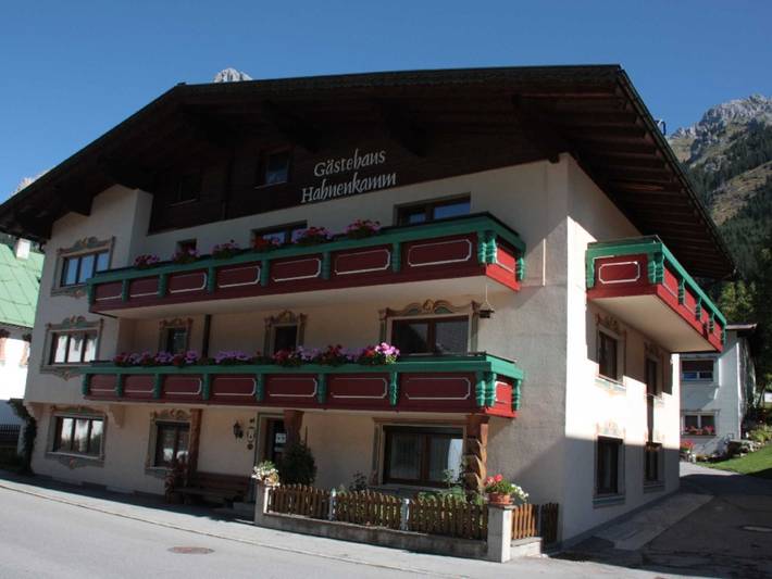 Ferienwohnung für 2 Personen, mit Balkon in Nesselwängle