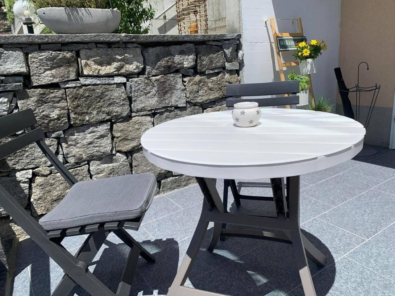 Ganze Wohnung, Ai Ronchi in Gordola, Tessiner Alpen