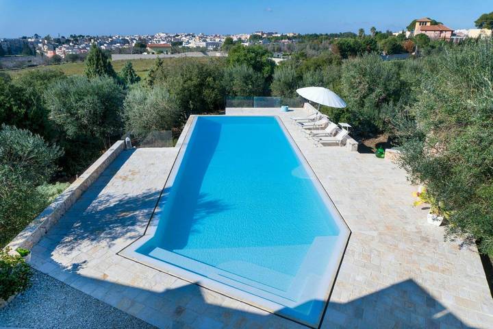 Location de vacances pour 8 personnes, avec piscine à Casarano - 4